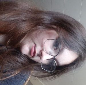 Meet your Posher, Sevanha